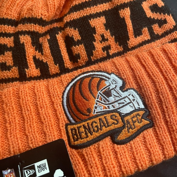 (NWT) NEW ERA  (AFC NORTH) CINCINNATI BENGALS BEANIE HAT NEW ERA (firm price). - Picture 5 of 11
